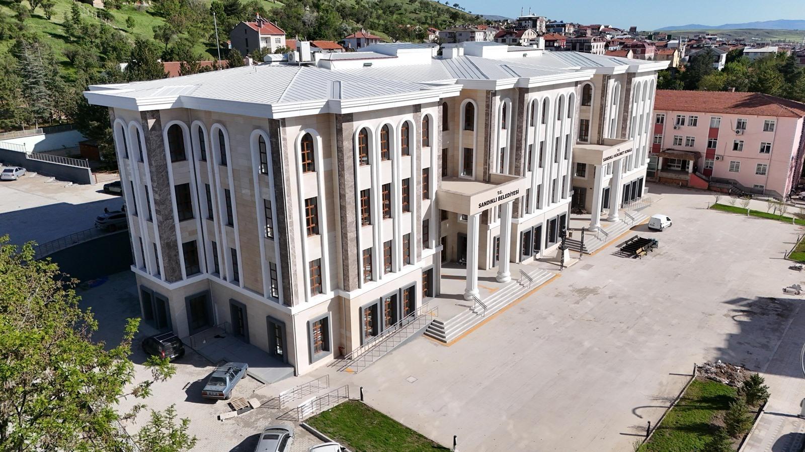 Afyonkarahisar Sandıklı İlçesi Hükümet Konağı ve Belediye Hizmet Binası Yapım İşi 13
